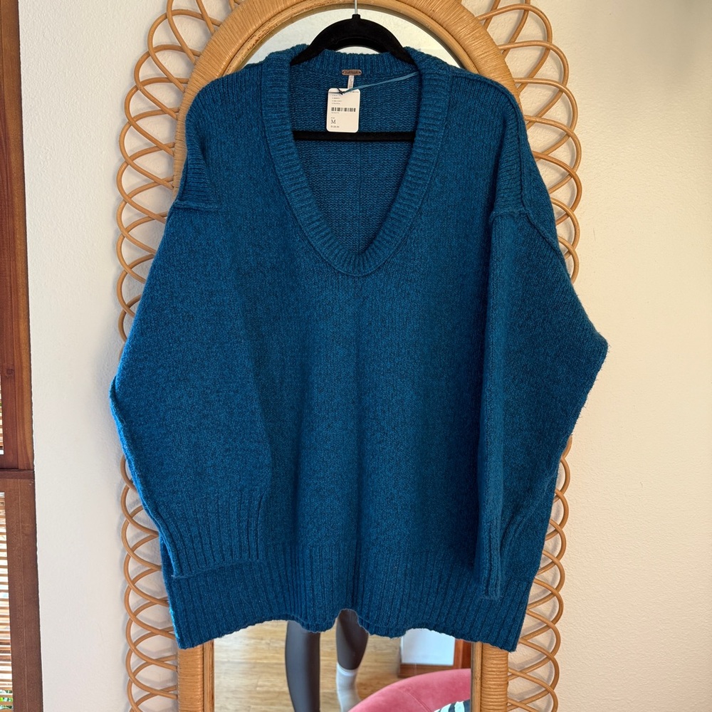 Free People Brookside Sweater, Blue size M